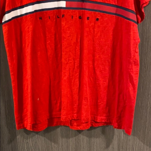 ❗️BOGO❗️Tommy Hilfiger T-Shirt - Picture 7 of 7